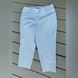 NWOT LOFT - Woman’s (Julie) gray/white thin striped crop pants, Size/ 10P